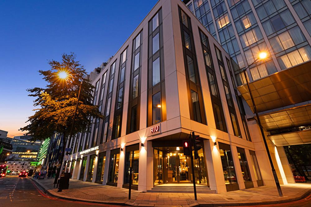 מלון Riu Plaza London Victoria מראה חיצוני תמונה